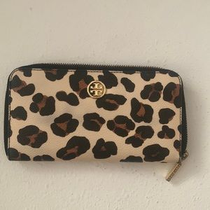 Tory Burch leopard wallet